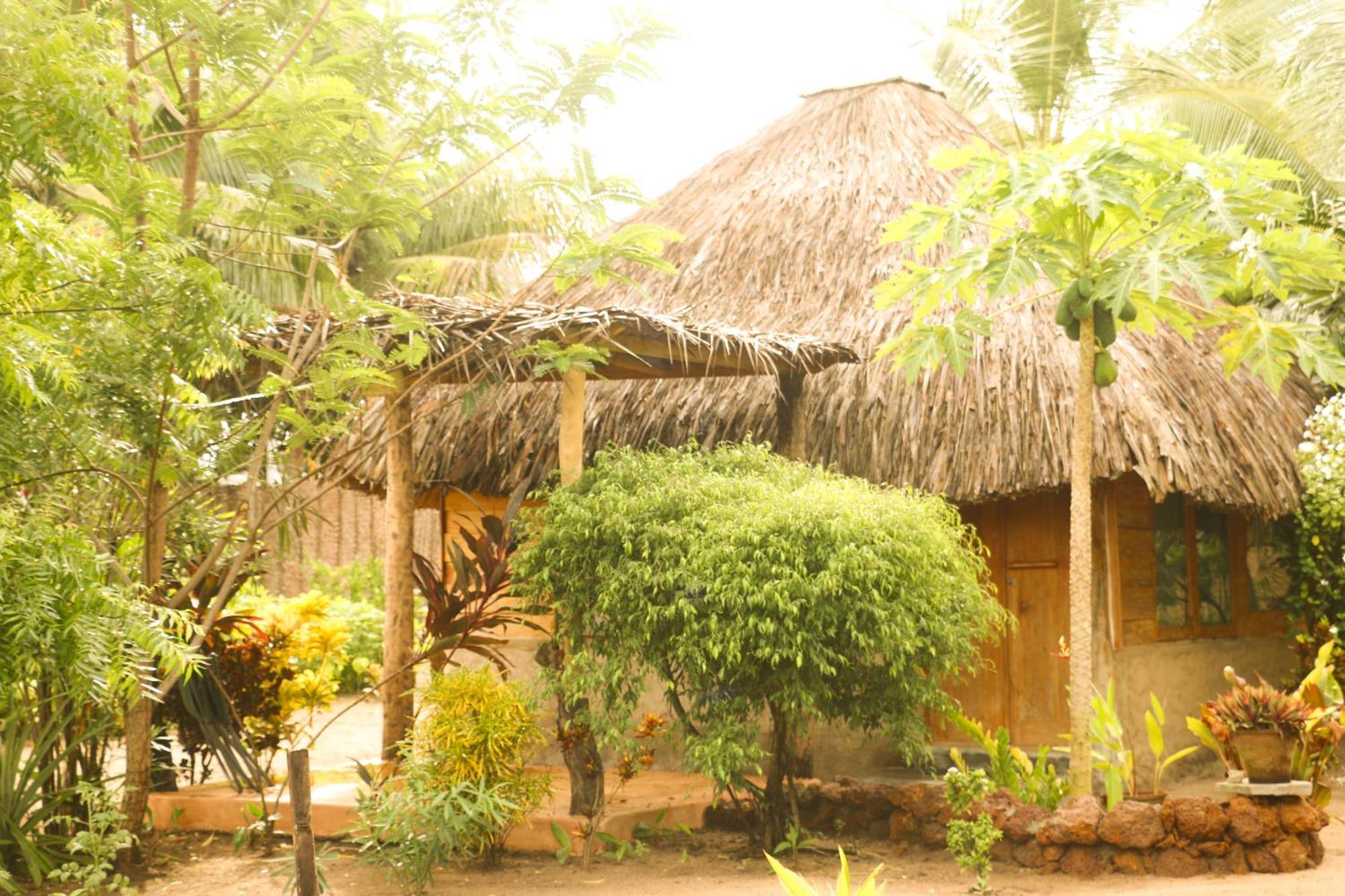 Monsoon Eco Resort - Whisky Point Arugambay Pottuvil Ngoại thất bức ảnh